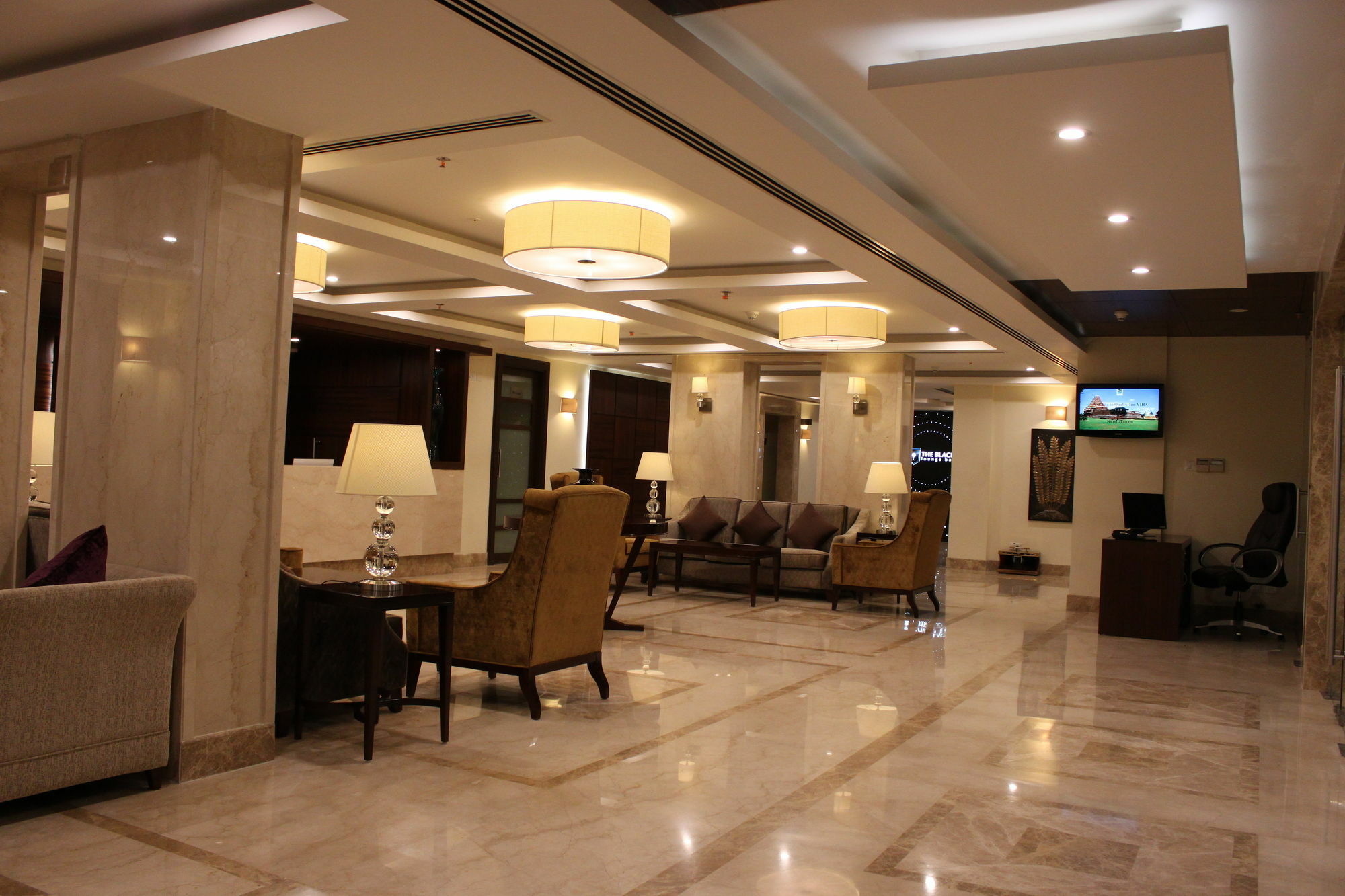 Quality Inn Viha Kumbakonam Exterior foto