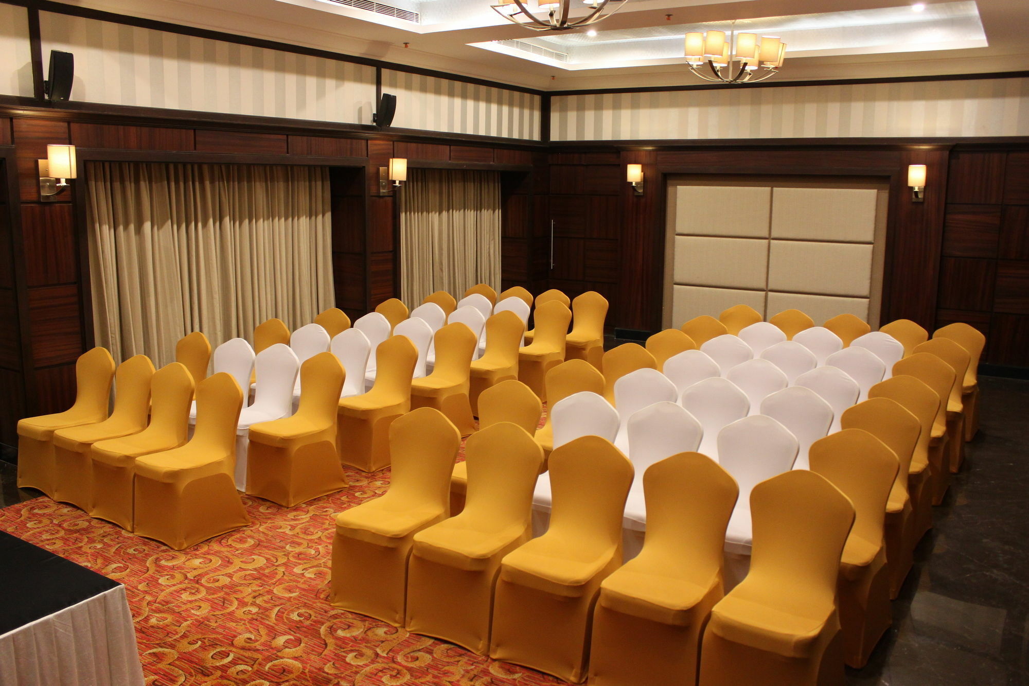 Quality Inn Viha Kumbakonam Exterior foto